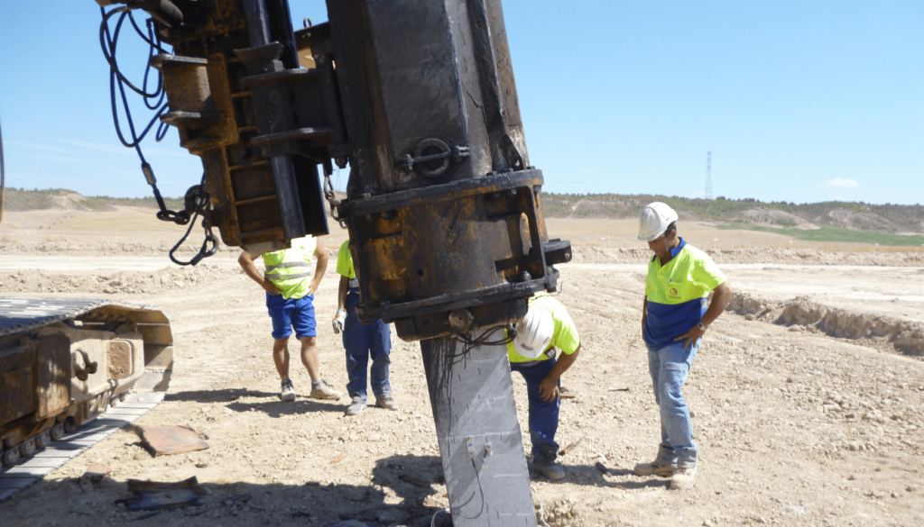 maquinaria-para-hincado-de-pilotes