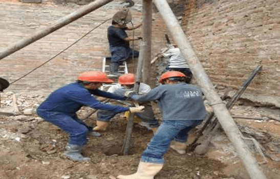 Proceso de excavacion para pilotes manuales