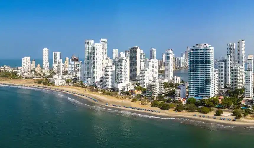 playa-bocagrande-cartagena-indias-colombia